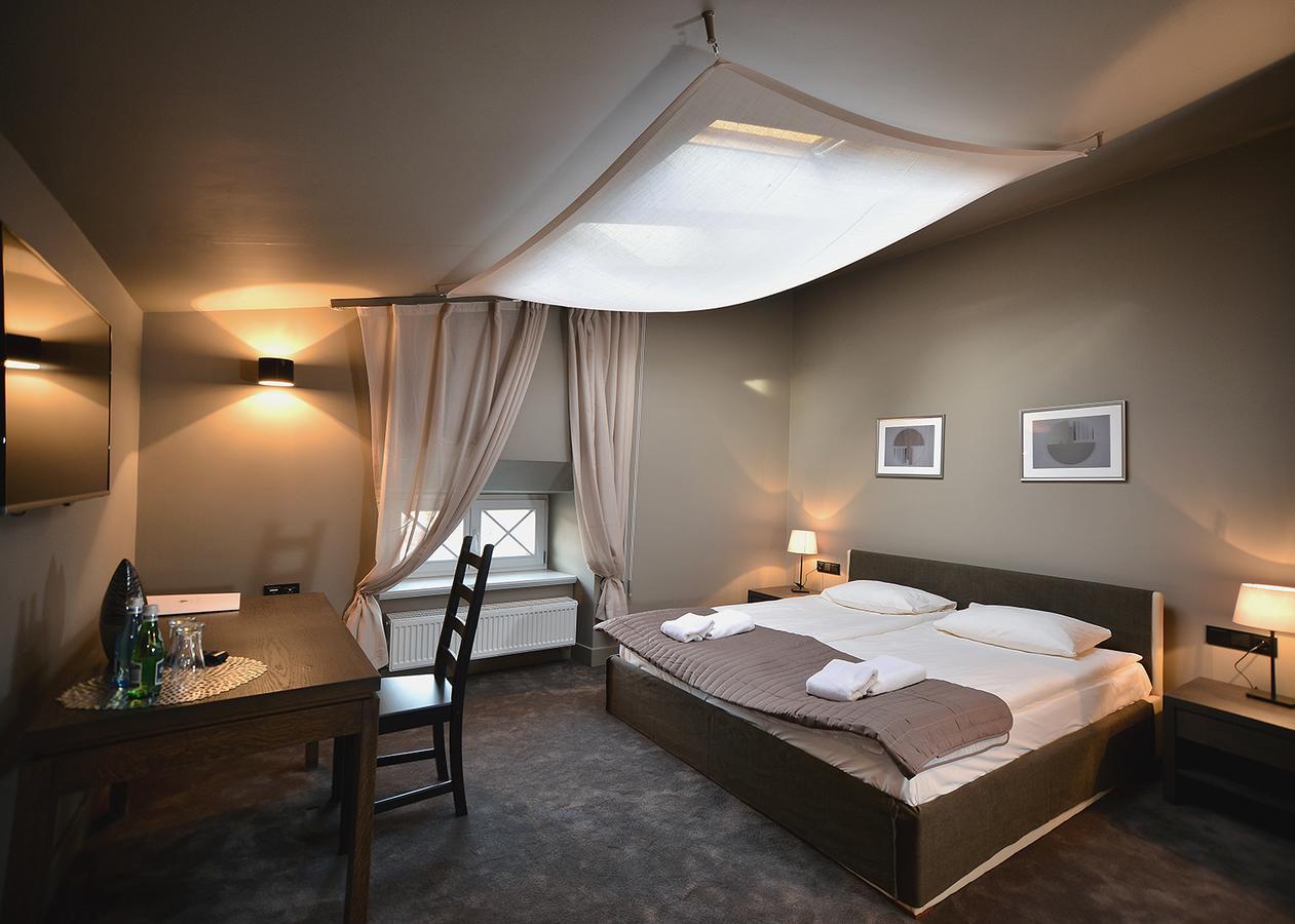 Hotel Biala Sala 스자브노-즈드로이 외부 사진
